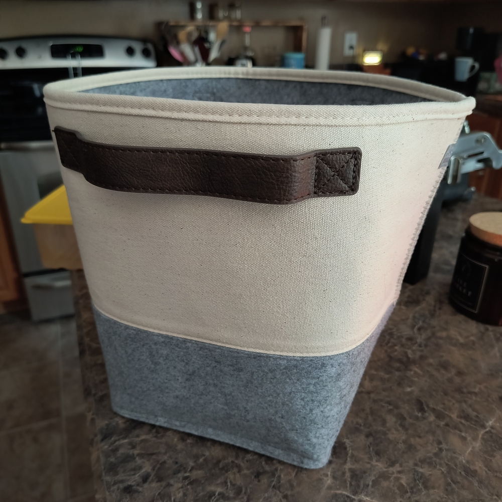 Thirty-one Brand Two-Tone Fabric Storage Basket with Handle